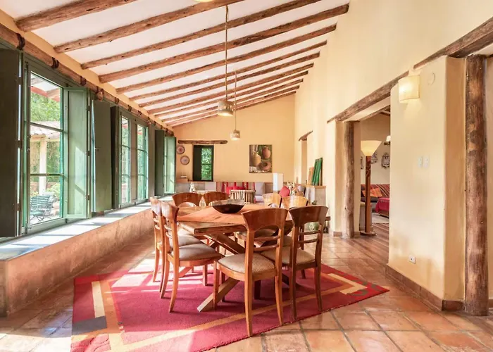 Peaceful 4br With Nature View Villa *