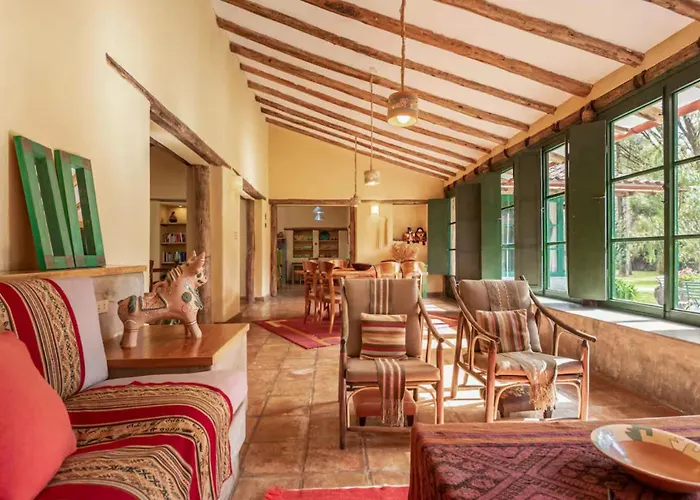 Peaceful 4br With Nature View Villa